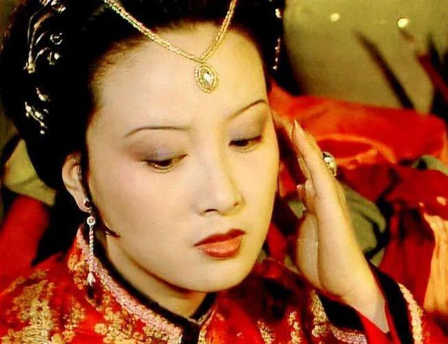 贾府|贾府这个被贾政深深照顾的女人，为何毒到想用计害死他的嫡出儿子