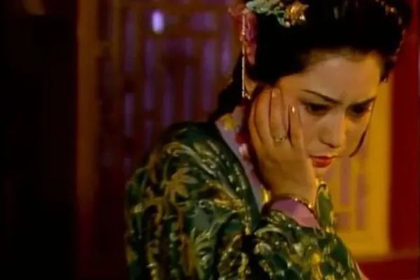 贾府|贾府这个被贾政深深照顾的女人，为何毒到想用计害死他的嫡出儿子