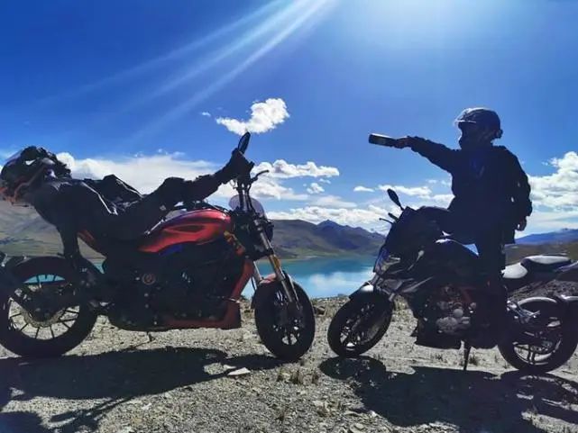 我一个人开始旅行漫无目的的找寻(我一个人开始旅行漫无目的的找寻英语)