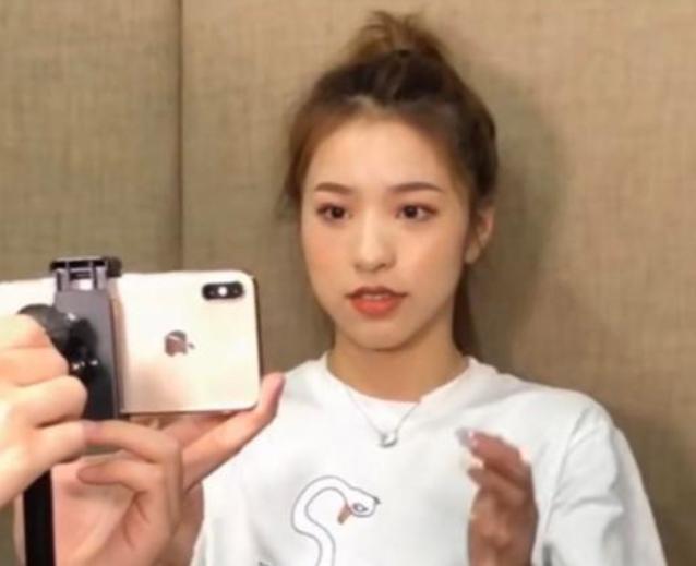 刘思瑶|千万网红刘思瑶翻车！歪头嘟嘴轻松获百万赞，真实样貌没脸见人？