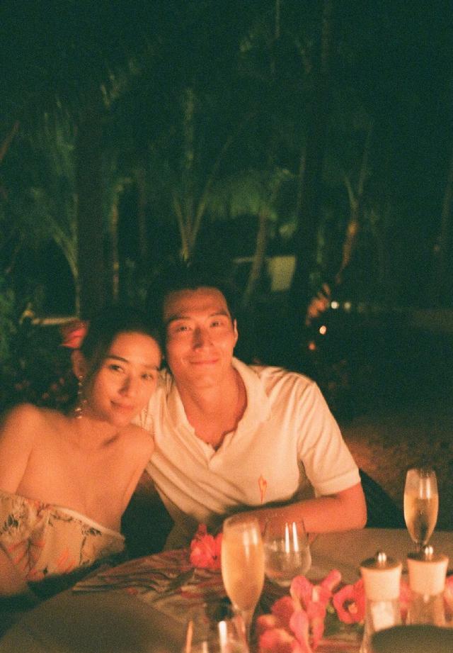 何超莲|做定赌王女婿？何超莲深夜晒窦骁健身视频，两人疑似同居