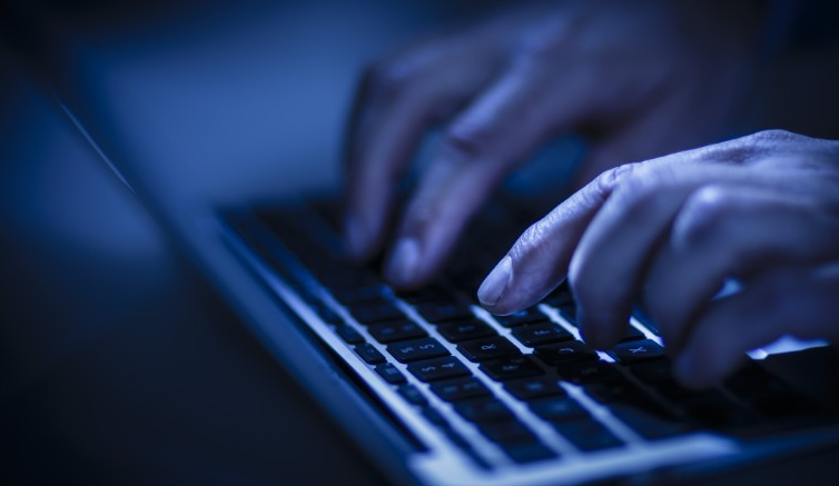 推特|美国多位名人政要推特账号遭黑客入侵 奥巴马、比尔·盖茨中招