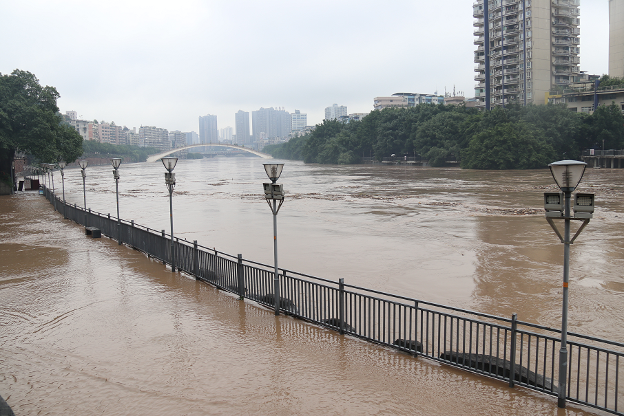 红色预警信号|448次叫应！61万条预警！战4轮洪水…意味着什么？