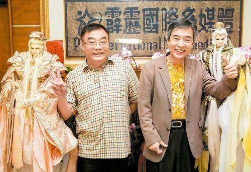 其长篇故事的定位,霹雳作品几十部,制作超过2000集,在黄强华的主导下