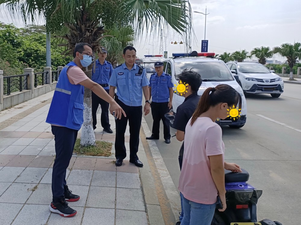 智网石排 女子疑遭传销洗脑与男友争吵欲投江轻生 网格员及时劝导息事端 腾讯新闻