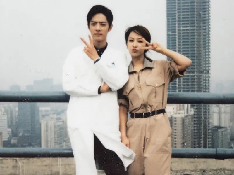 余生,请多指教|《余生》路透照曝光，男女主CP感十足，网友：肖战谈恋爱太酸了