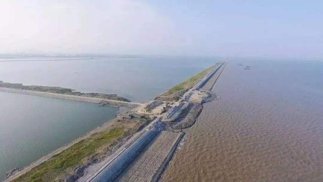 挖两座山造海上城市中国最大规模填海工程投600亿造陆20万亩