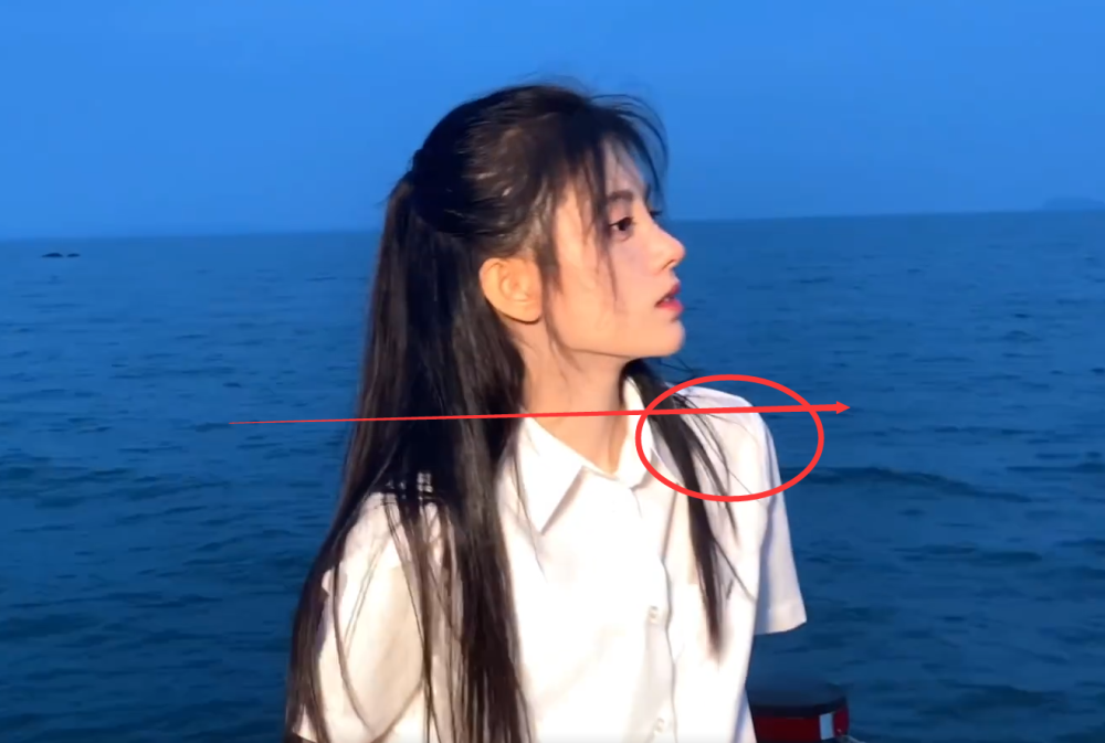 鞠婧祎|都说鞠婧祎肩窄，穿衣需垫肩，特意穿无袖上衣，看清肩宽，真实了