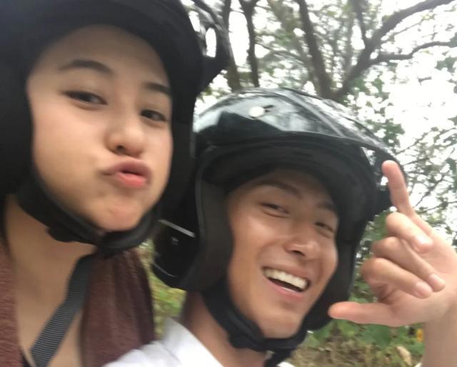 何超莲|“纯情少男”窦骁，坐稳赌王“准女婿”位子的背后，并不简单