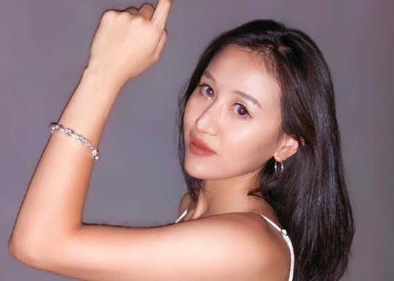 伊能静|敢说宁静、伊能静丑的人，终于还是出现了！