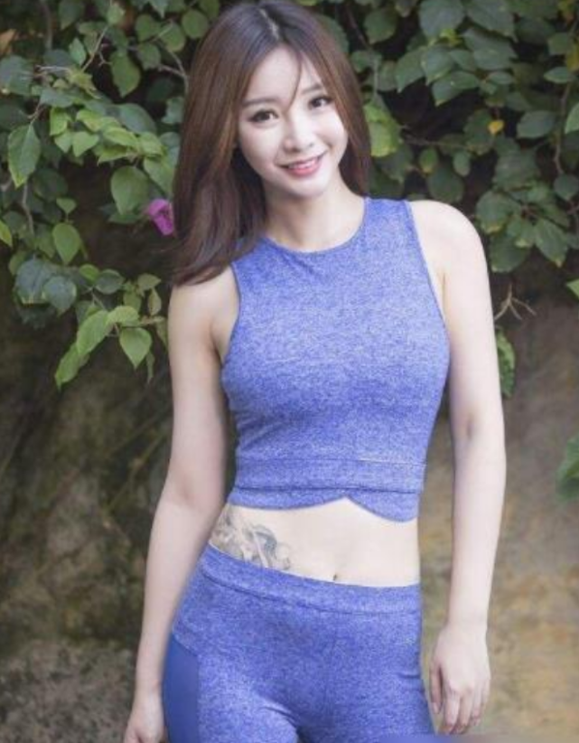 明星纹身大曝光,赵丽颖的让人心疼,白百何纹在这位置好尴尬