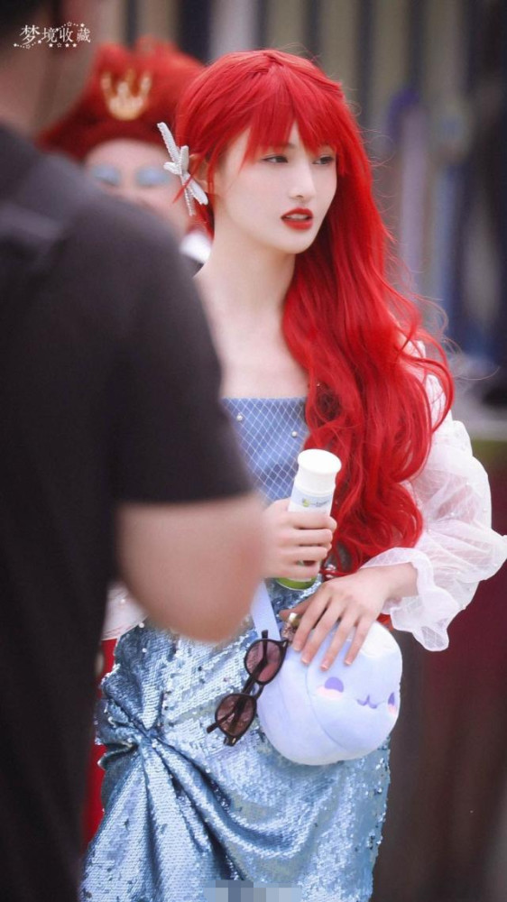 郑爽|郑爽又瘦了？参加综艺生图流出，看到双腿后怀疑自己的眼睛