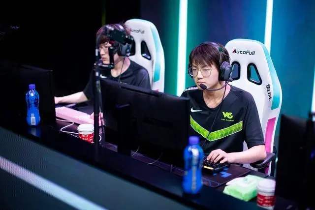 hltv电竞比分网｜VG对战JDG满屏幕刷乐言，JDG的暂停事件被遗忘