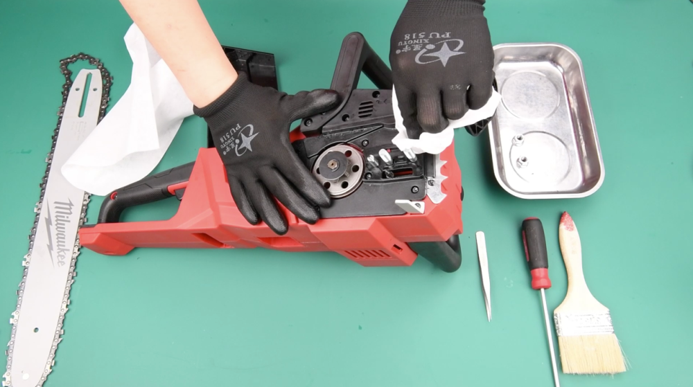 美沃奇m18 fuel无刷充电式链锯保养技巧