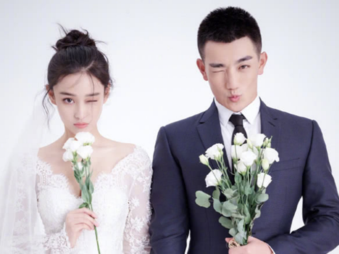 张馨予|明星婚纱照：吉娜优雅，卢靖姗搞怪，看到张馨予：一般人做不来