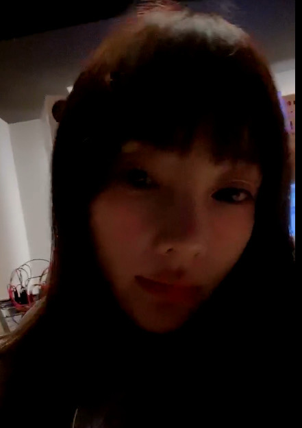 李小璐|即将复出？李小璐暴瘦脸颊凹陷，凌晨还在继续工作