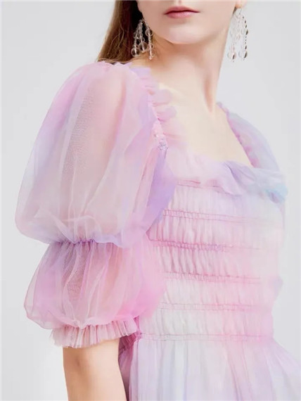 名字带"冰"的颜色都是夏日里的高冷软妹子