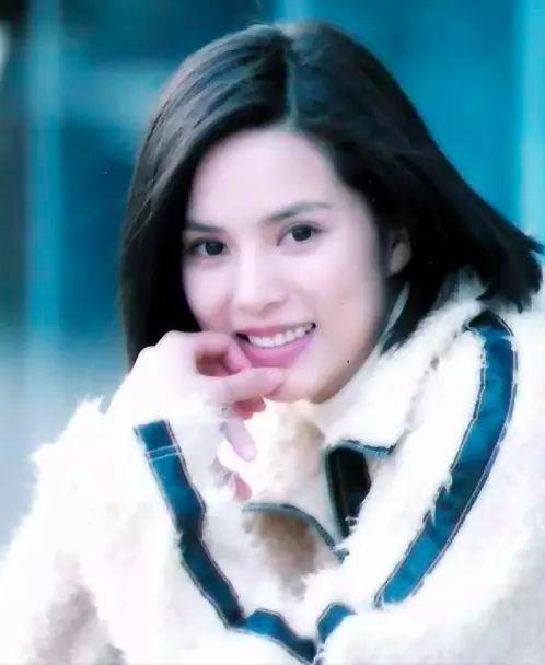 李若彤|李若彤当年有多美？神雕监制赞其可遇不可求，凭照片就受金庸认可