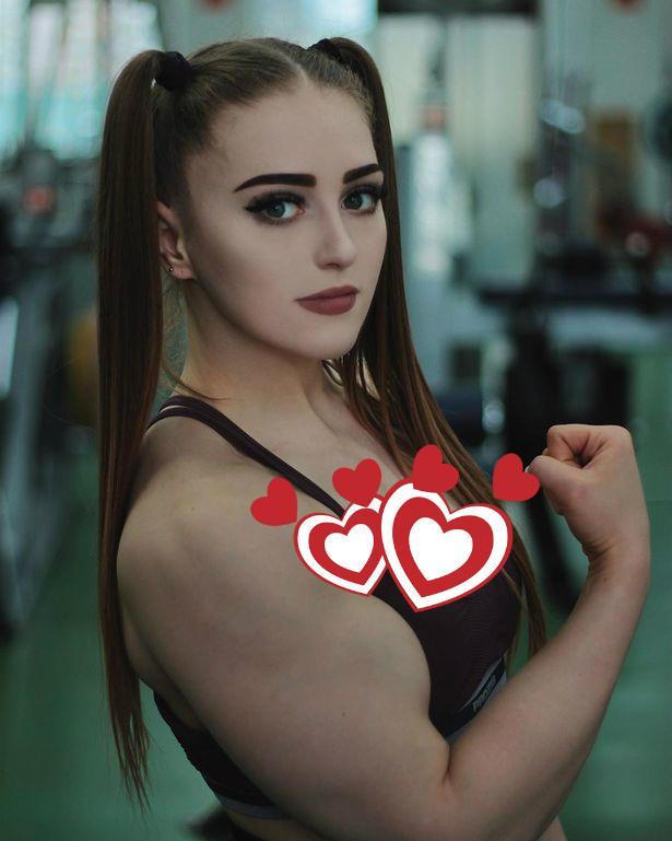 茱莉亚·文斯|俄罗斯女子练了9年举重，全身肌肉发达，常常被人批评身材太过分