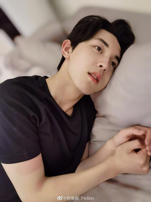 郭俊辰或接耽改剧 花千骨 导演执导 搭档 庆余年 男主 郭俊辰 庆余年 花千骨 太子妃升职记 白少情