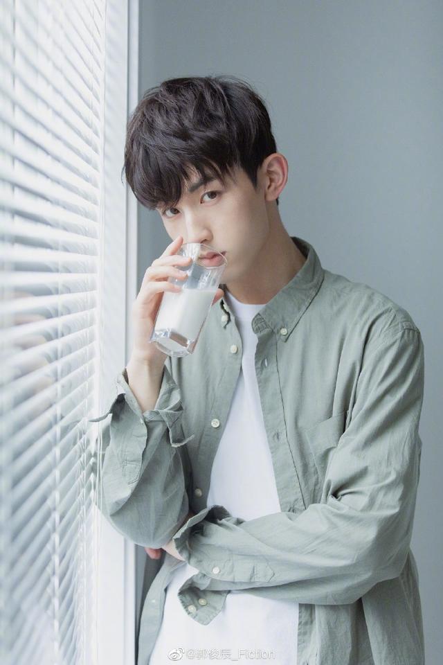 郭俊辰或接耽改剧 花千骨 导演执导 搭档 庆余年 男主 郭俊辰 庆余年 花千骨 太子妃升职记 白少情