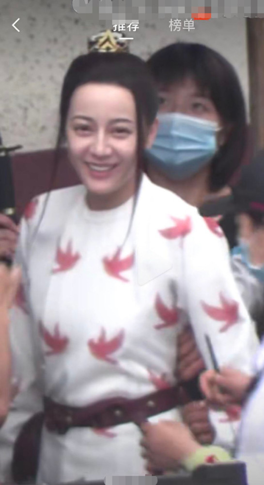 迪丽热巴|《长歌行》路透曝光，热巴成五大三粗的男汉子，状态欠佳