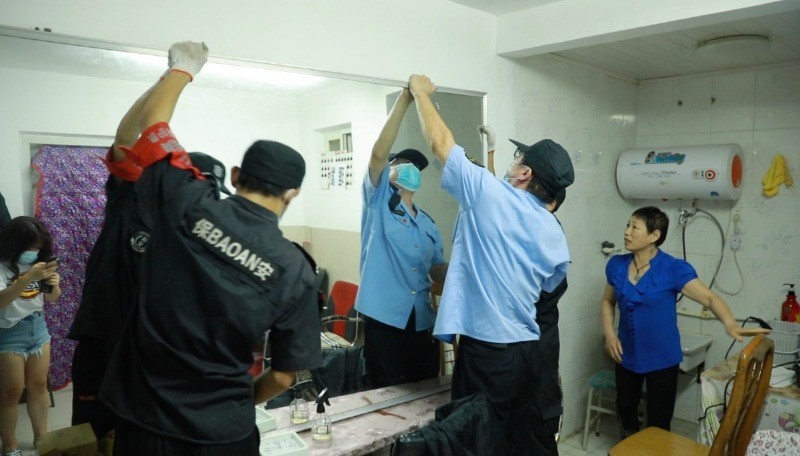 海淀区市场监督管理局|海淀突袭无证无照餐饮，查封关停4家小餐馆