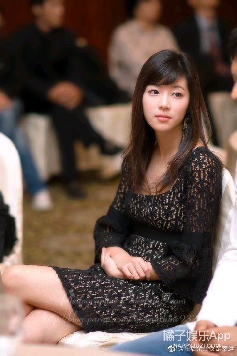 朴寒星|她是真的眼神不好吗？