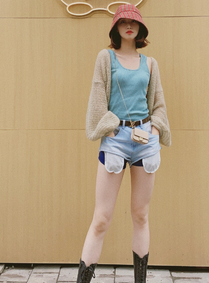 蓝盈莹|别再被蓝盈莹骗了！早年旧照流出，跟现在比完全就是两个人