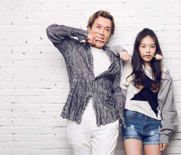 李咏|当年李咏拉着哈文的手：别把我的遗体运回国！一年后哈文说出原因