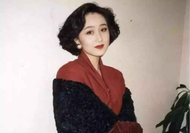 李连杰|亚洲小姐利智：赌王为她心动，李连杰抛妻弃女，追求十年才成功