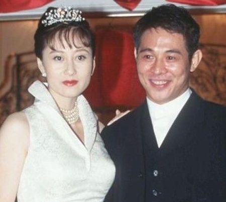 李连杰|亚洲小姐利智：赌王为她心动，李连杰抛妻弃女，追求十年才成功