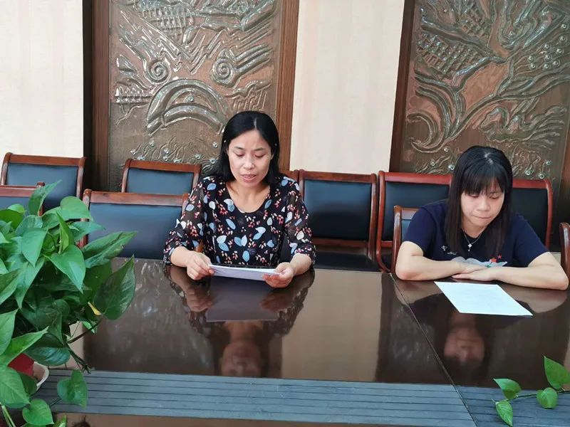 腹有诗书气自华最是书香能致远迎春中学学科组读书会综述