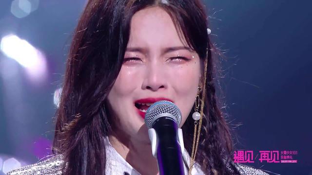 杨超越|《中餐厅》顾客反映：赵丽颖皮肤差，张亮厨艺不行，杨超越打盹儿