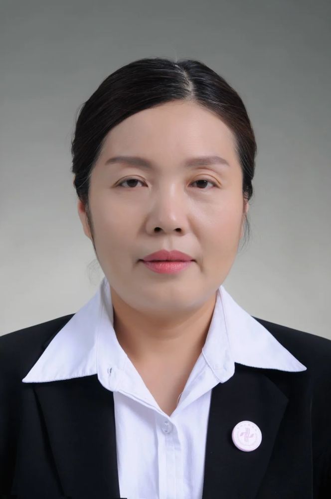 李影:低调谦逊,她用尽所学贡献护理事业!_腾讯新闻