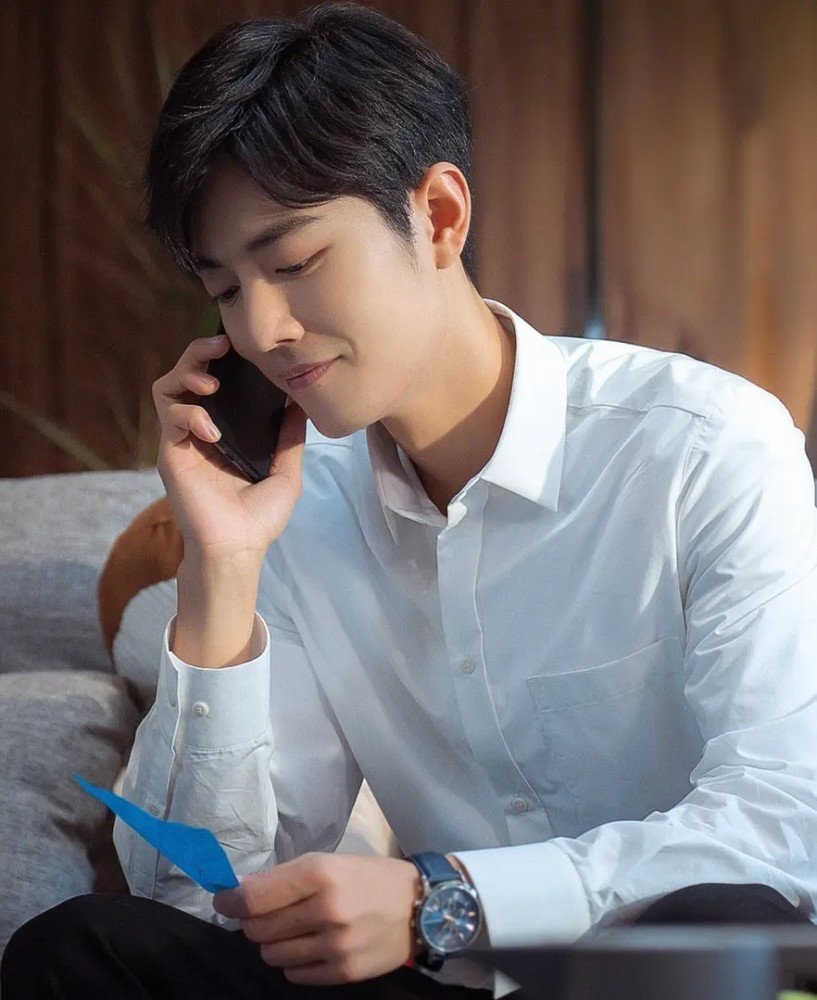 肖战工作室|肖战工作室喊话粉丝不再打榜！肖战微博动态断更一个多月，放弃流量意图明显