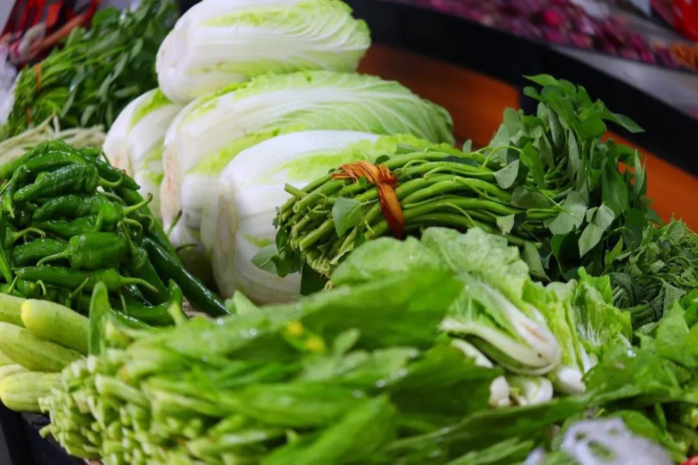 雅安今年上半年柴米油盐肉菜贵不贵