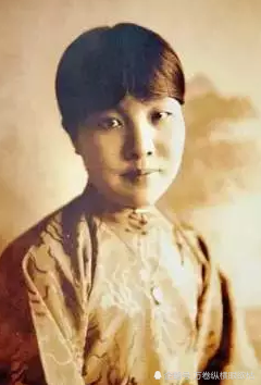 林徽因|两个才女不相容：冰心和林徽因为何“互撕”