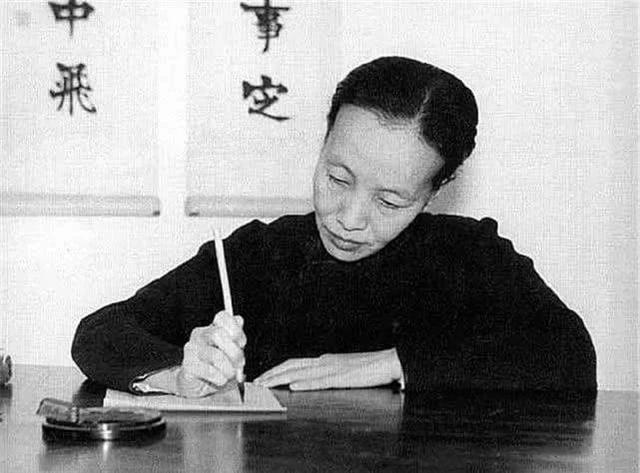 冰心|被林徽因怼，被鲁迅瞧不起，被苏青讽刺，为何她们都看不惯冰心