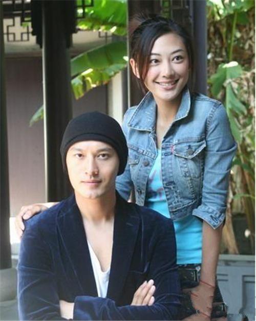 黄晓明这样看刘芸果然眼睛是骗不了人的