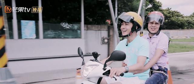 林志颖|林志颖骑白马为娇妻庆祝10周年超浪漫，婆婆提议用扫帚装饰好雷人