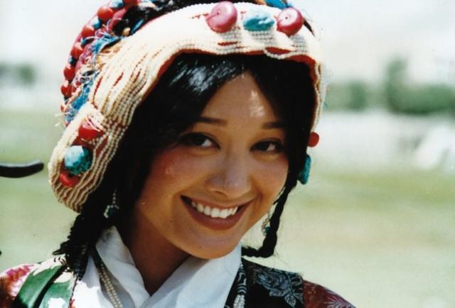 宁静|宁静光头伪装进男厕，怒扇“采花”男导演，她在娱乐圈的豪横30年