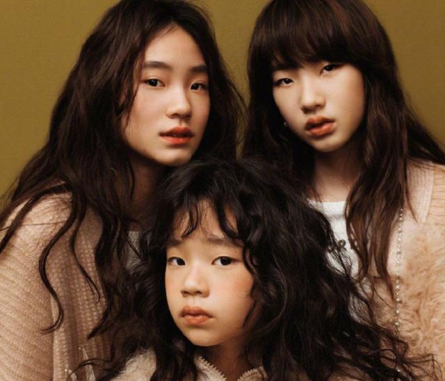 张家辉|吃瓜日报丨小S三个女儿拍大片气场绝了；歌手张宇隐退两年后罕见现身