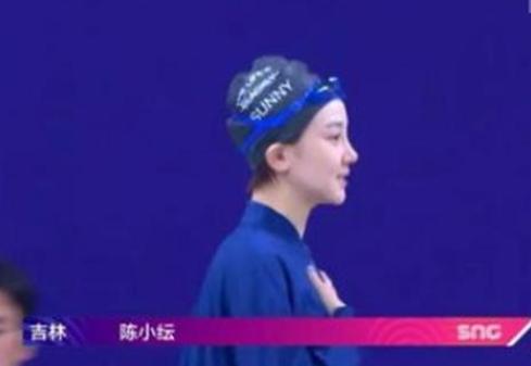 陈小纭|演员陈小纭，因胸大被迫放弃游泳梦，采访时用手遮挡被骂惨