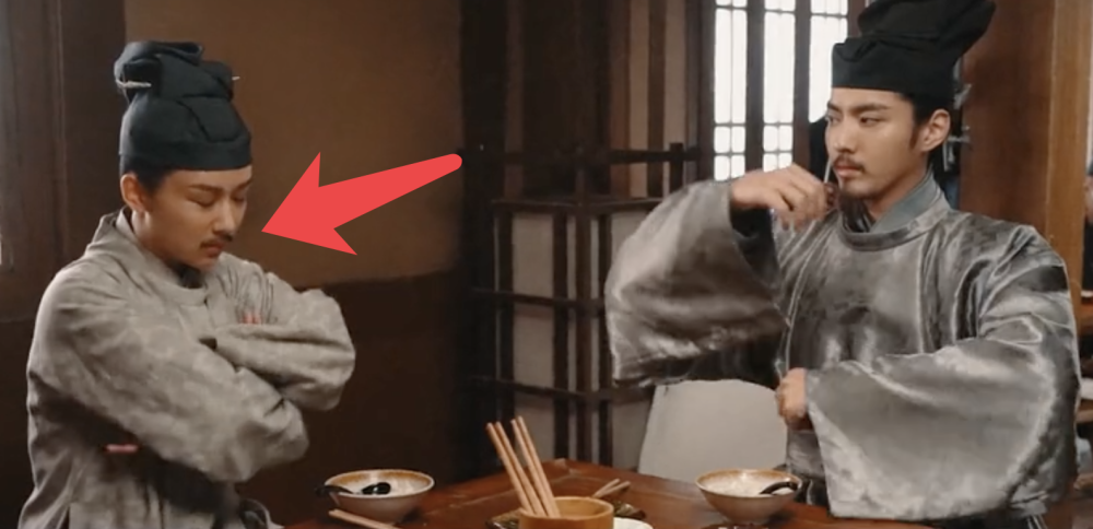 青簪行|《青簪行》出杀青特辑：吴亦凡带病拍摄，杨紫贴胡子扮男装，好飒