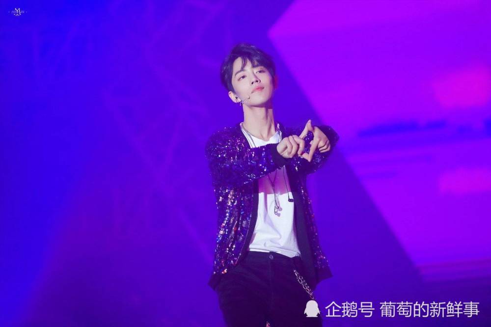 肖战|肖战：走自己的路，也能得到成千上万的人的青睐