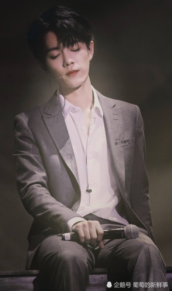 肖战|肖战：走自己的路，也能得到成千上万的人的青睐