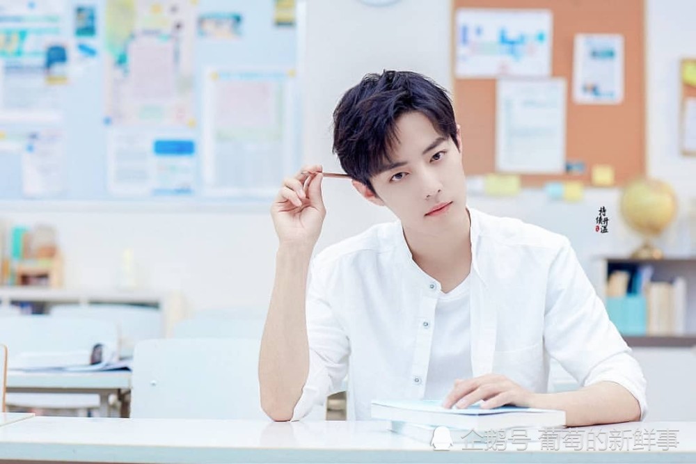 肖战|肖战：走自己的路，也能得到成千上万的人的青睐