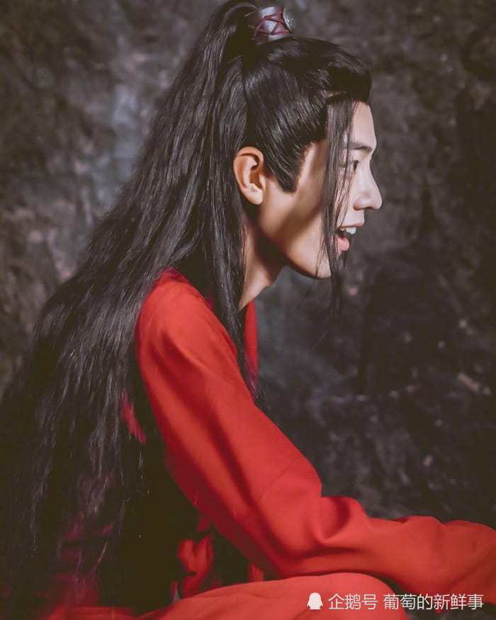 肖战|肖战：走自己的路，也能得到成千上万的人的青睐