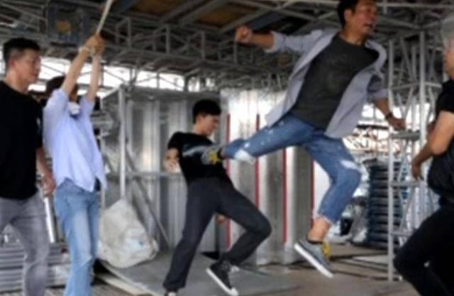 黎耀祥|敬业！56岁黎耀祥新剧打戏连场零替身：拍到以为自己会死